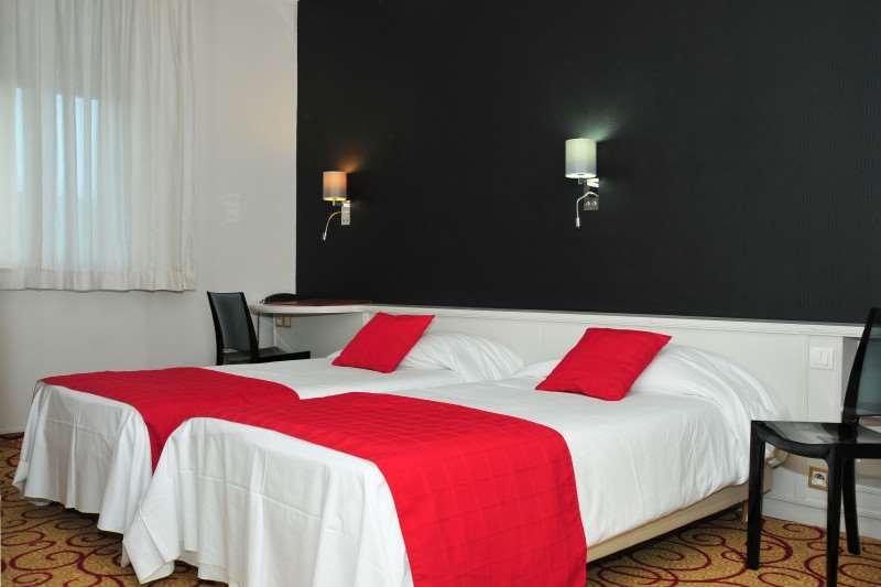 Cit'Hotel Europeen Ангулем Номер фото