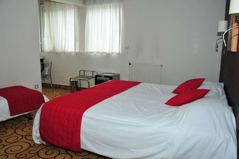 Cit'Hotel Europeen Ангулем Номер фото