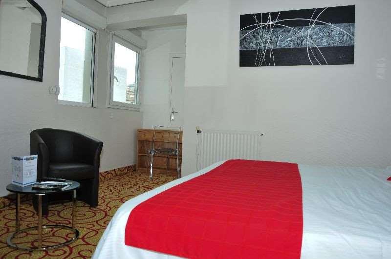 Cit'Hotel Europeen Ангулем Номер фото