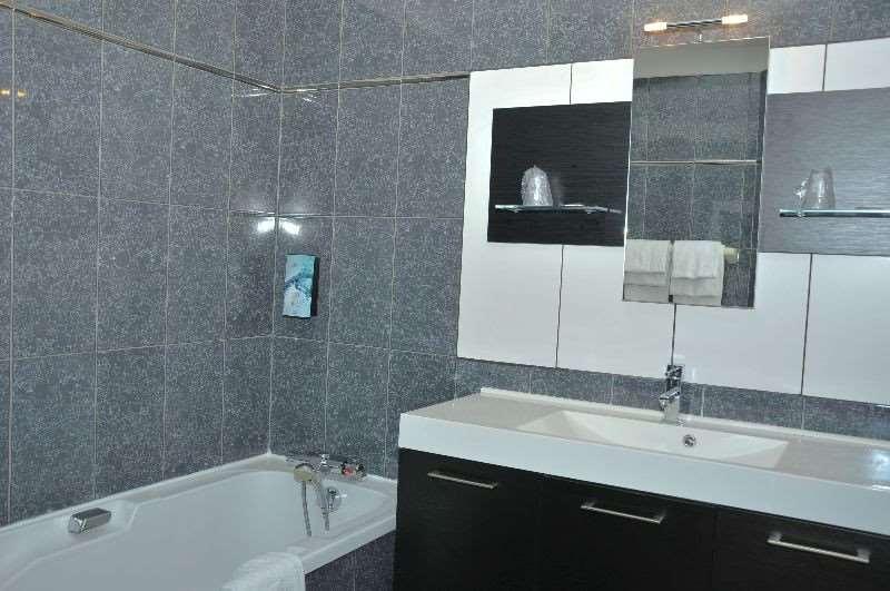 Cit'Hotel Europeen Ангулем Номер фото