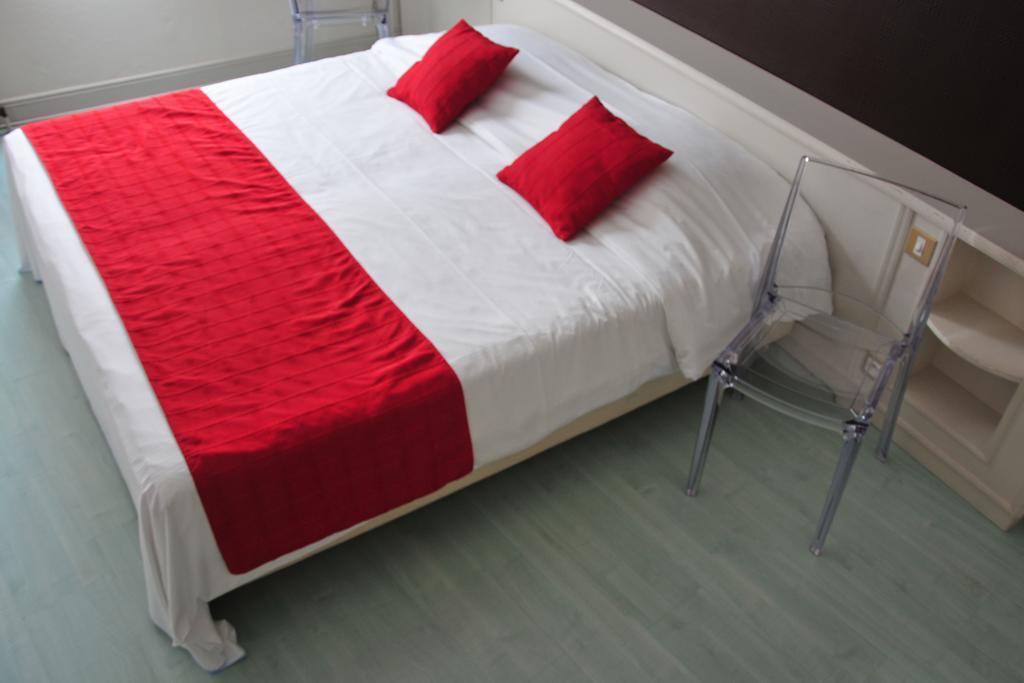 Cit'Hotel Europeen Ангулем Екстер'єр фото