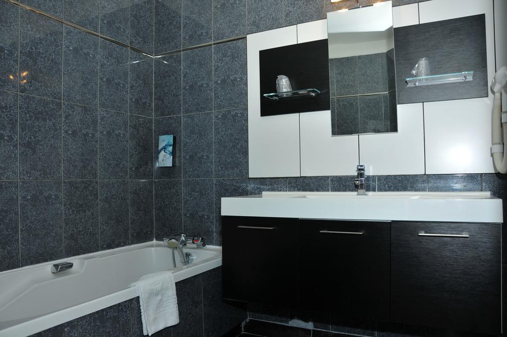 Cit'Hotel Europeen Ангулем Екстер'єр фото